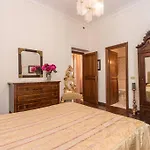 Spanish Steps Apartment Deluxe
