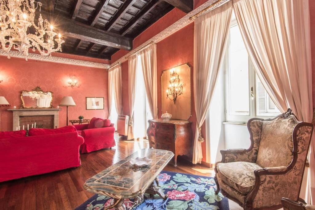 Spanish Steps Deluxe Apartment Rom